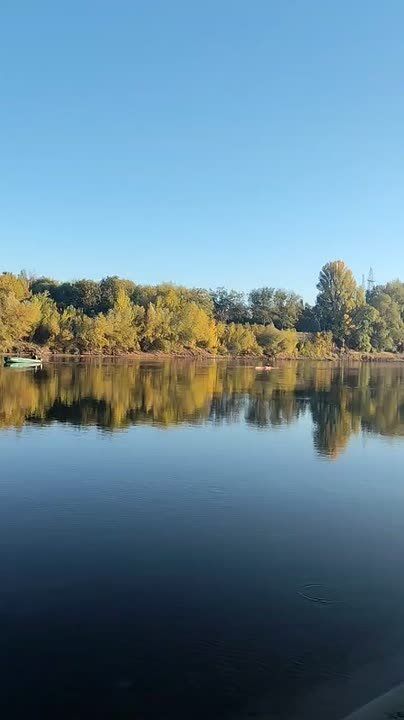 Несмотря на то, что Днестр стремительно мелеет, тренировки продолжаются