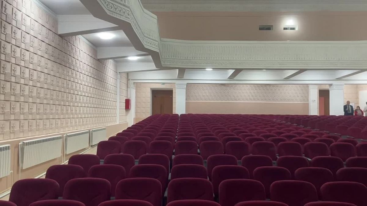 В Доме культуры села Коротное продолжаются ремонтные работы