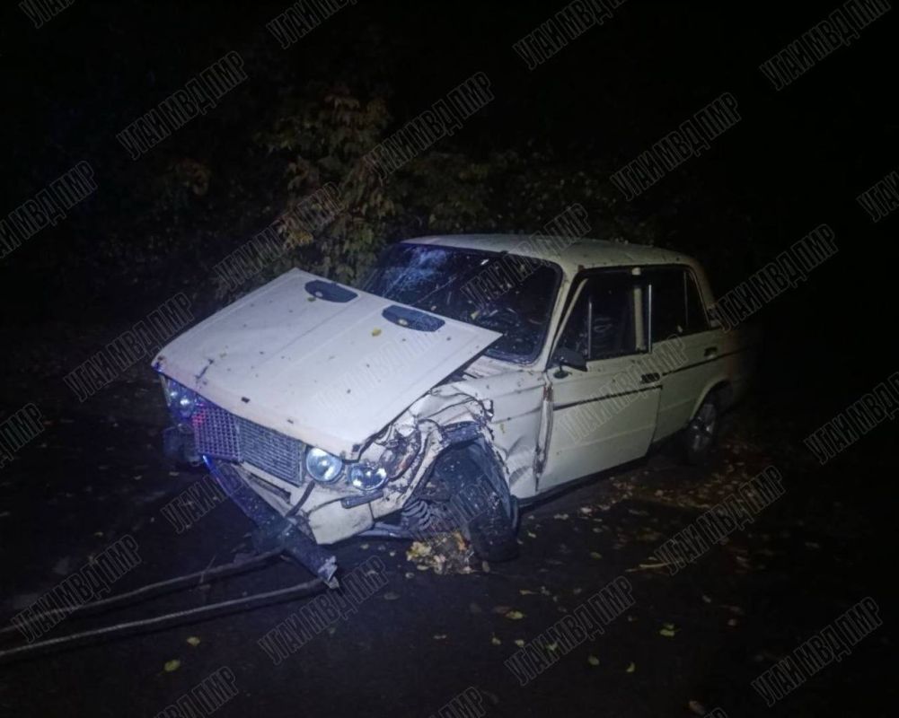 В Рыбницком районе водитель врезался в дерево