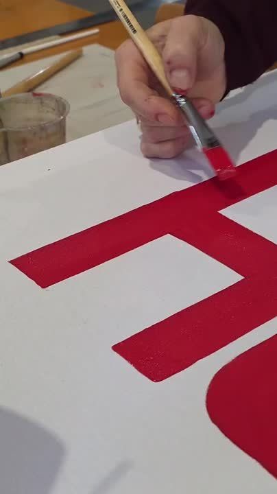 Преподаватели художественной школы в Слободзее нарисовали трёхметровый плакат для народного собрания