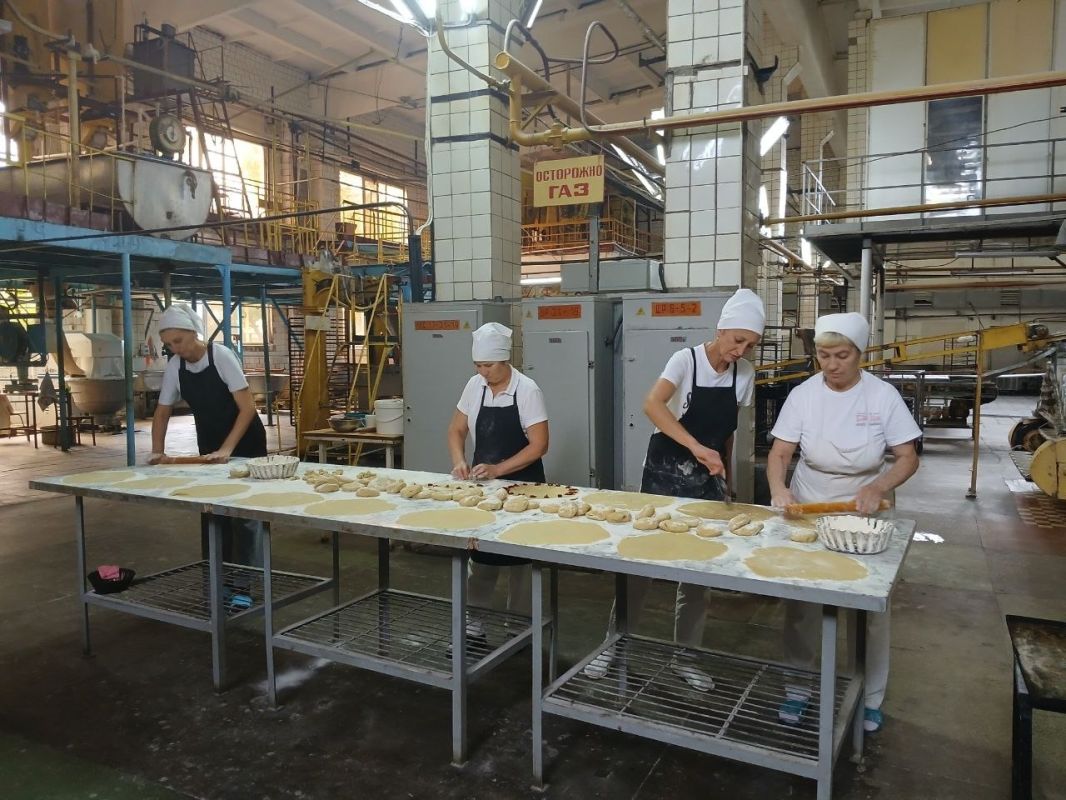 Экспертная комиссия конкурса «Приднестровское качество» посетила Бендерский хлебокомбинат
