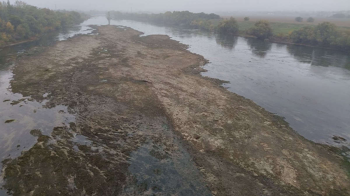 Уровень воды в Днестре поднялся всего лишь на 5 см: Октябрьские дожди не стали спасением